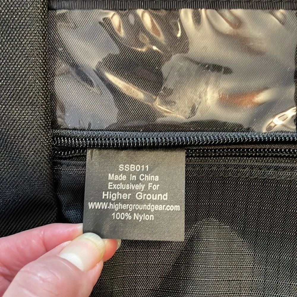 HIGHER GROUND Profile Slim Top Loading Compact Shoulder Bag for‎ Tablet Laptop